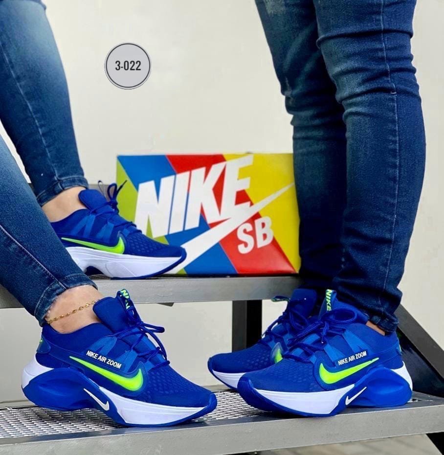 Tenis NK Air Zoom Azul