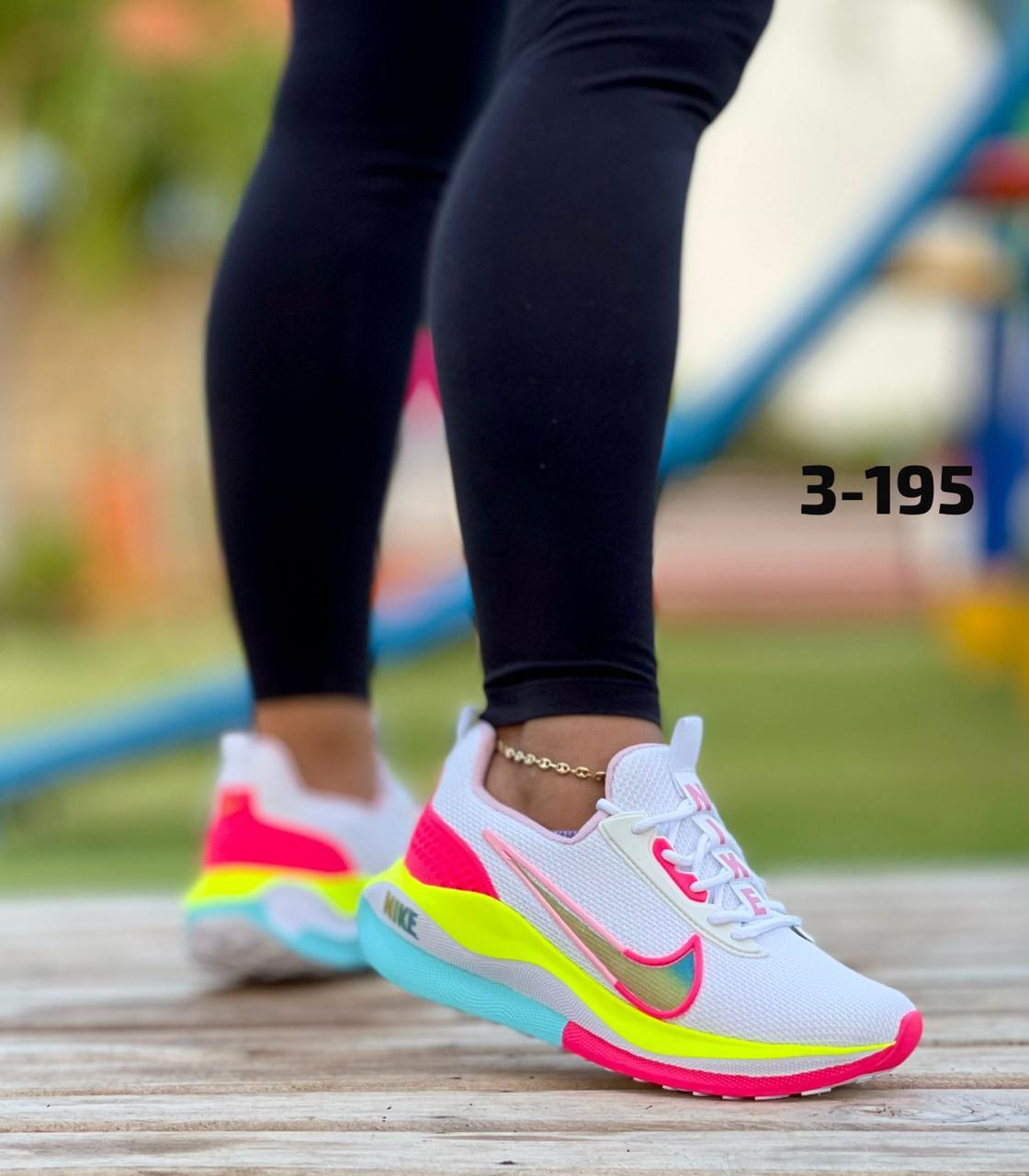 Tenis NK Dama Tornasol