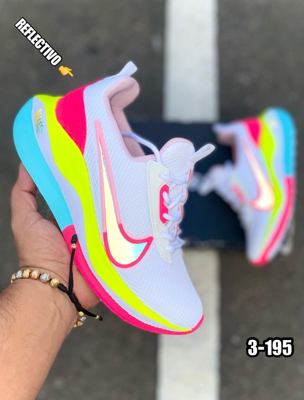 Tenis NK Dama Tornasol